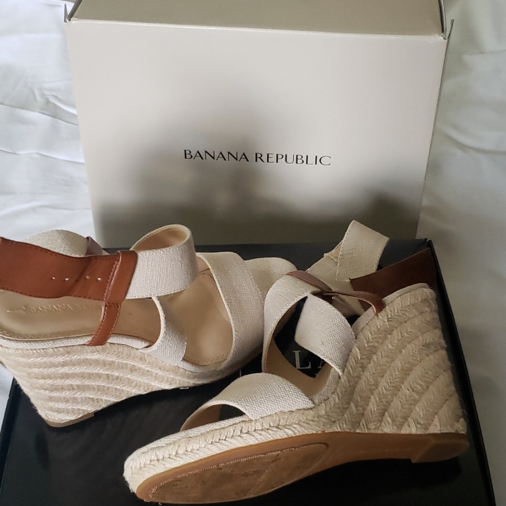 Banana republic wedges